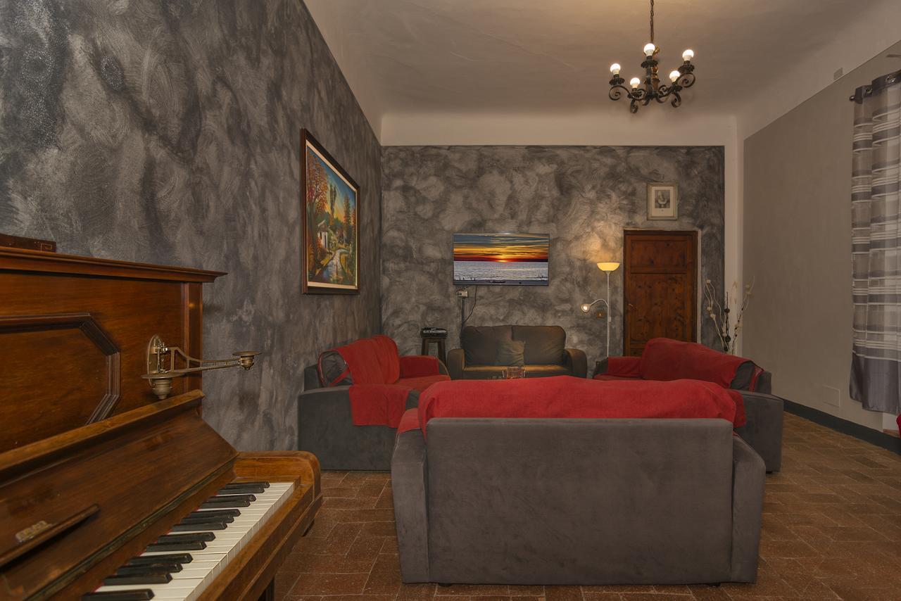 Hotel Casa Diocesana Di Лука Екстериор снимка