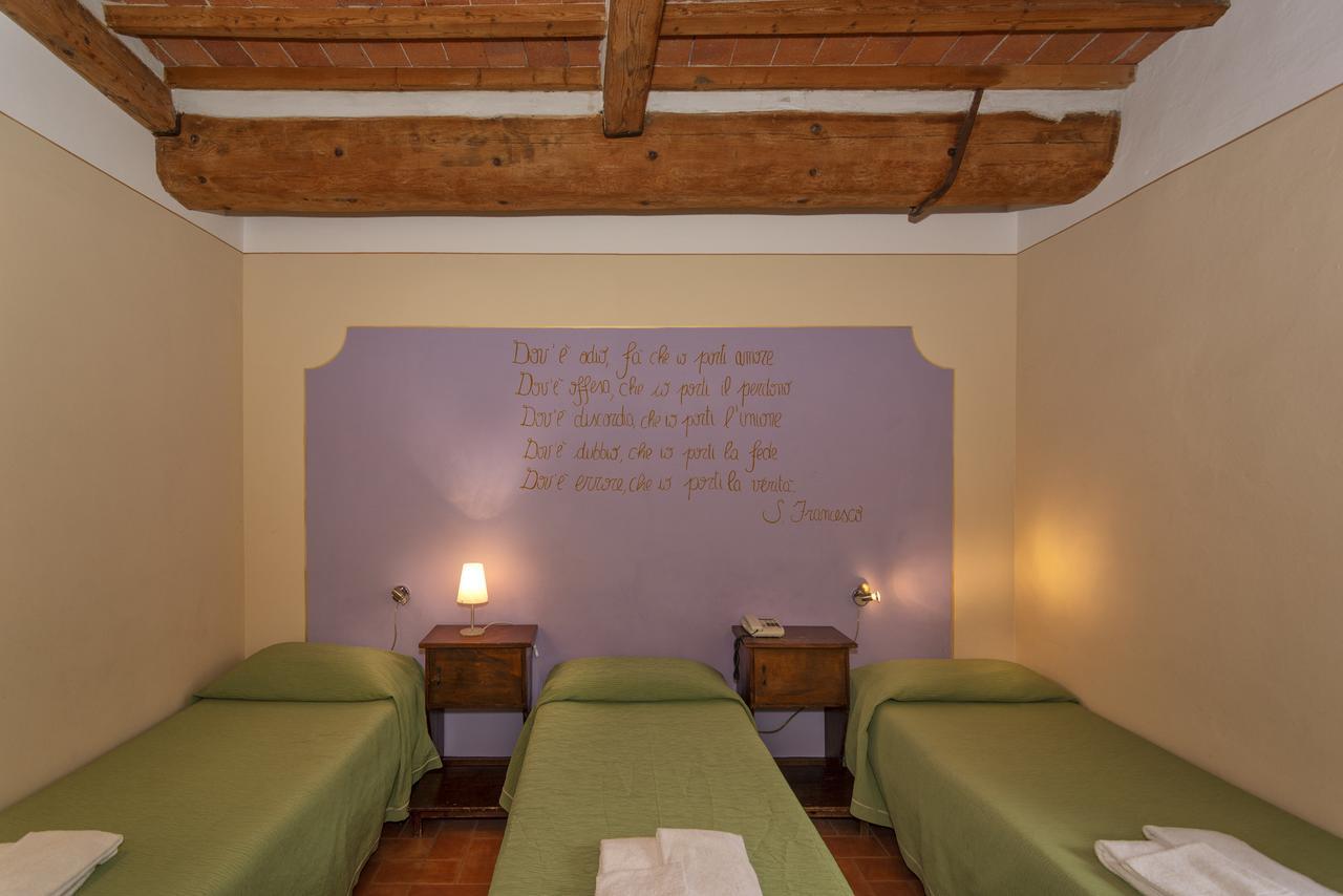 Hotel Casa Diocesana Di Лука Екстериор снимка
