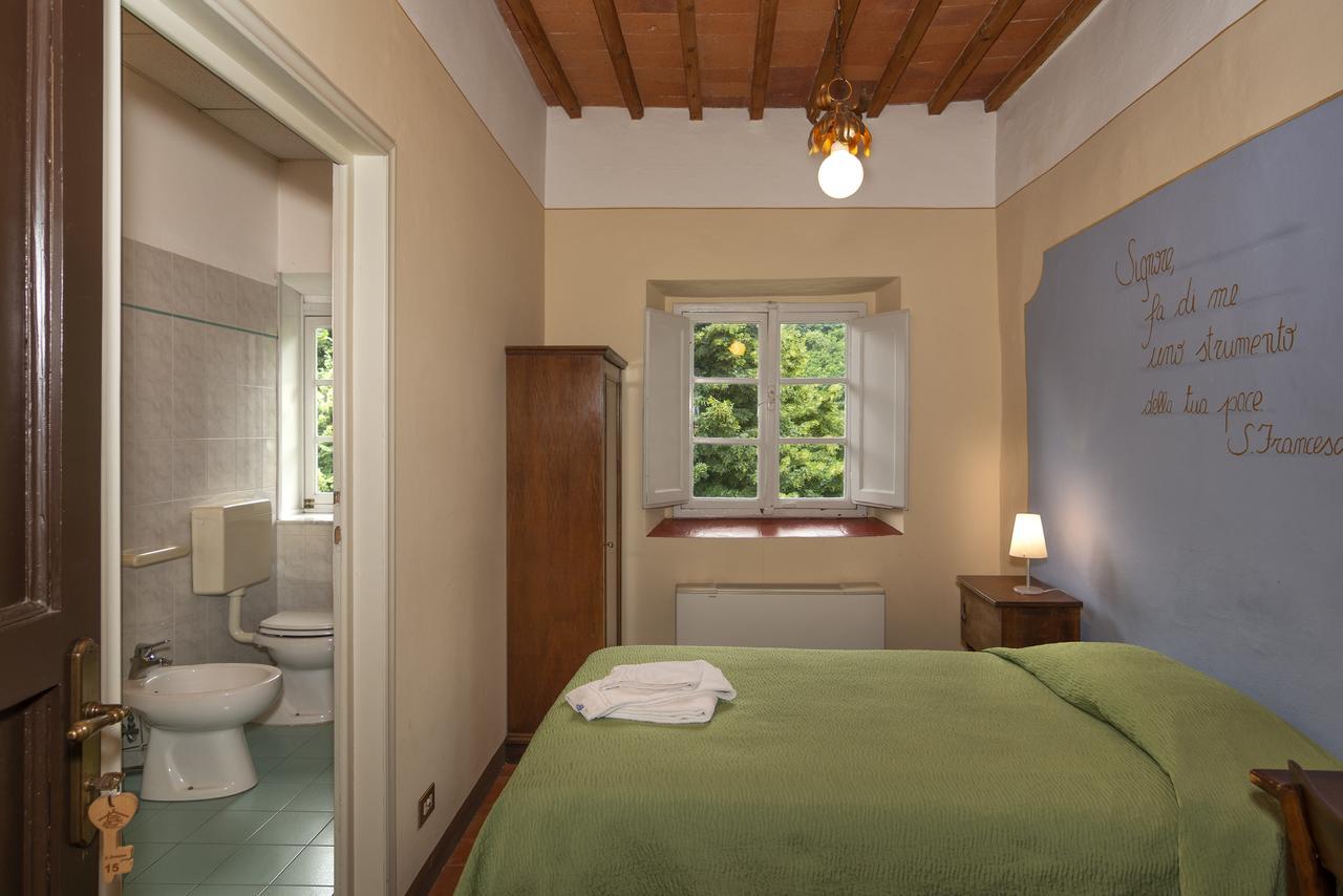Hotel Casa Diocesana Di Лука Екстериор снимка