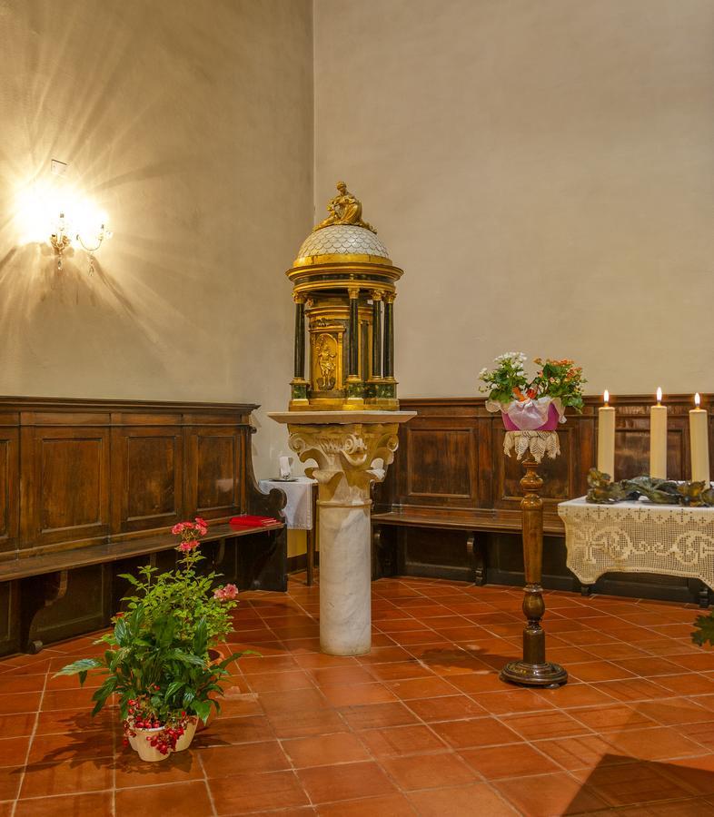 Hotel Casa Diocesana Di Лука Екстериор снимка